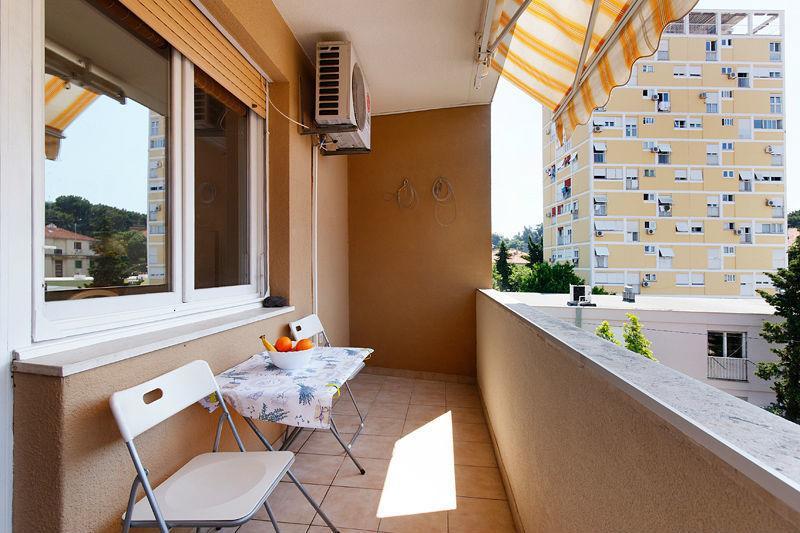 Nina, Apartment In City Centre 스플리트 객실 사진